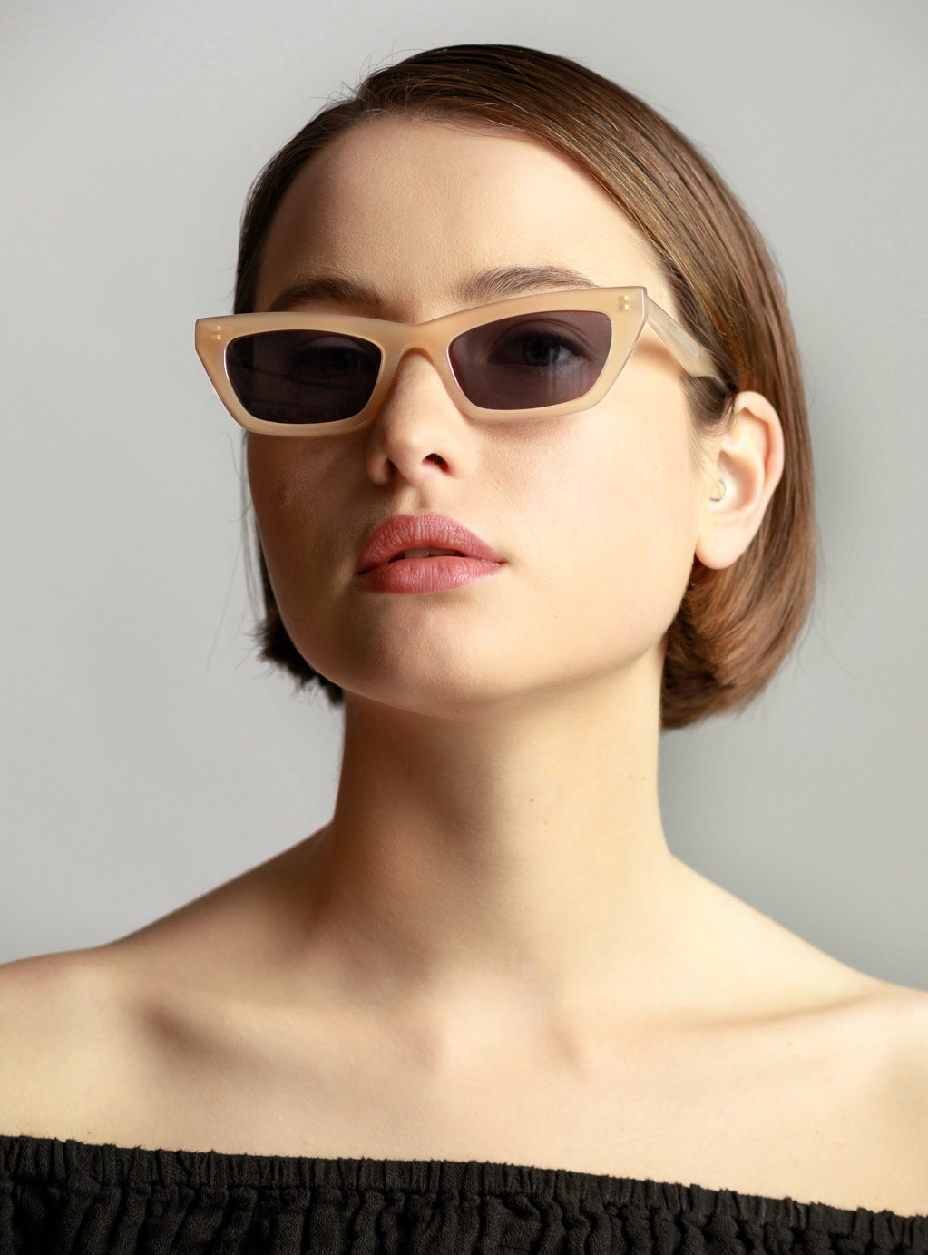 Ra Nude With Black Lenses